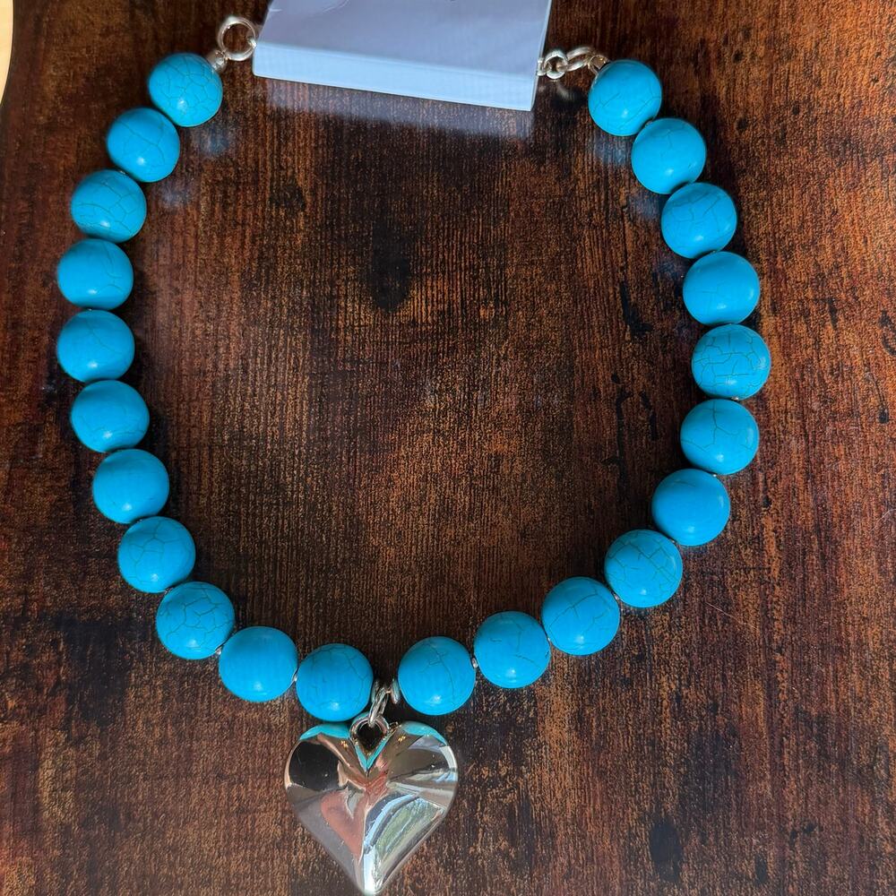 ETTIKA Chunky Beaded Turquoise Gold Heart Necklace